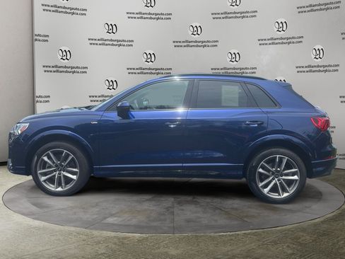 Used 2024 Audi Q3 2.0T Premium Plus w/ Premium Plus Package AWD/4WD image 2