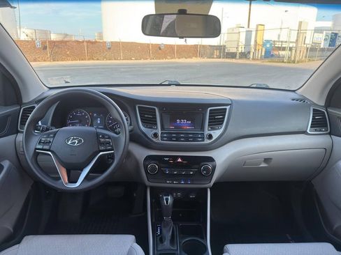 Used 2016 Hyundai Tucson SE w/ Option Group 02 AWD/4WD image 13