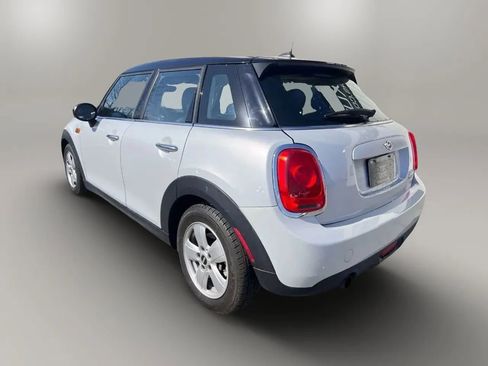 Used 2015 MINI Cooper 4-Door Hardtop FWD image 8