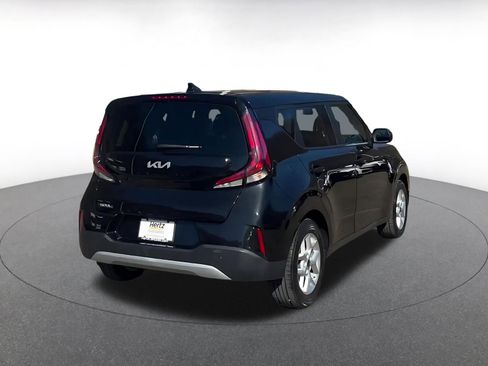 Used 2025 Kia Soul LX w/ LX Technology Package image 14