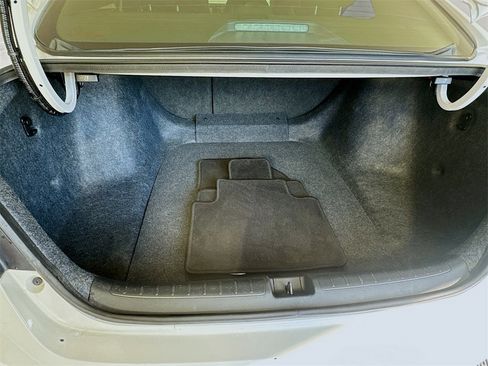 Used 2021 Honda Accord Sport image 25