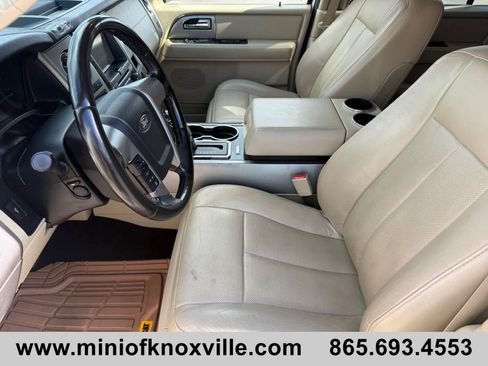 Used 2017 Ford Expedition EL Limited w/ Equipment Group 301A AWD/4WD image 12