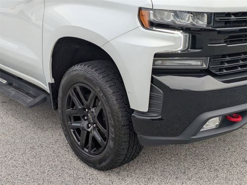 Used 2021 Chevrolet Silverado 1500 LT Trail Boss w/ Convenience Package II image 10