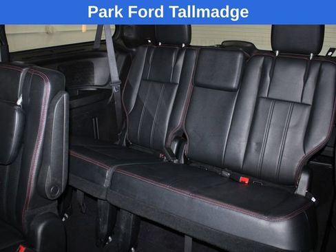 Used 2017 Dodge Grand Caravan GT image 27