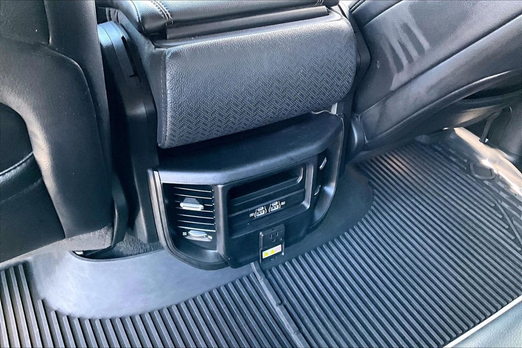 Used 2023 RAM 1500 Laramie w/ Off Road Group AWD/4WD image 34