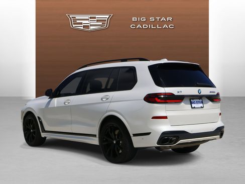 Used 2025 BMW X7 M60i image 5