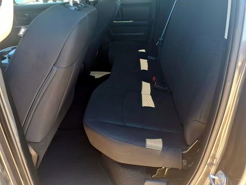 Used 2020 RAM 1500 Tradesman w/ Chrome Plus Package RWD image 19