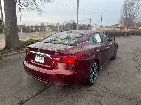 Used 2016 Nissan Maxima SR image 7