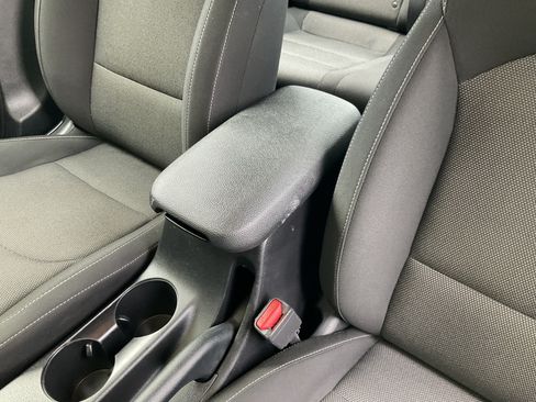 Used 2024 Kia Forte LXS w/ LXS Technology Package FWD image 18