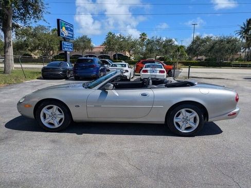 Used 1998 Jaguar XK8 Convertible image 4