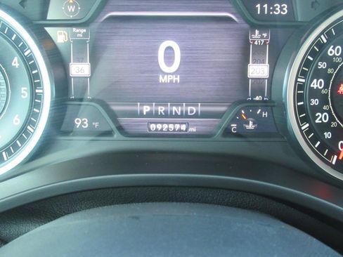 Used 2019 RAM 1500 Laramie RWD image 32