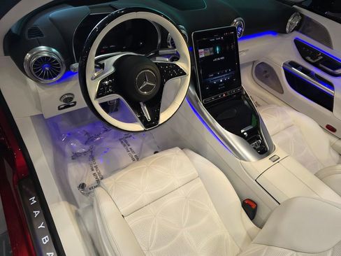 Certified 2026 Mercedes-Benz Maybach SL 680 image 8