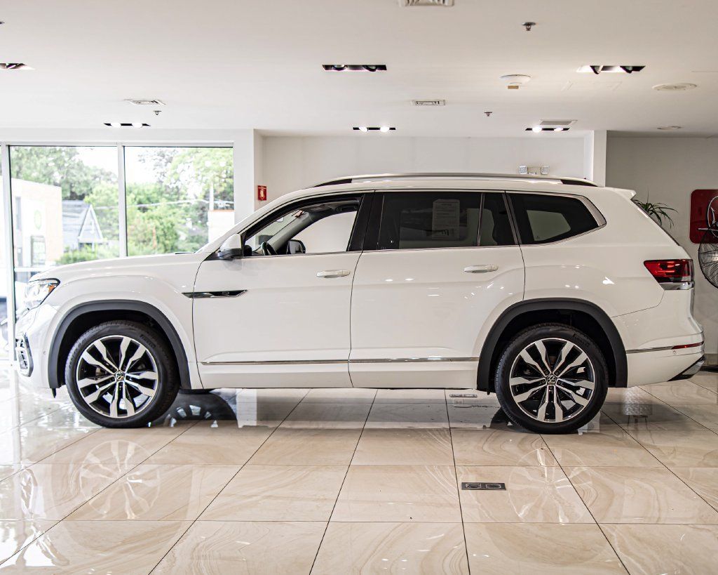 Used 2021 Volkswagen Atlas SEL Premium R-Line AWD/4WD image 6