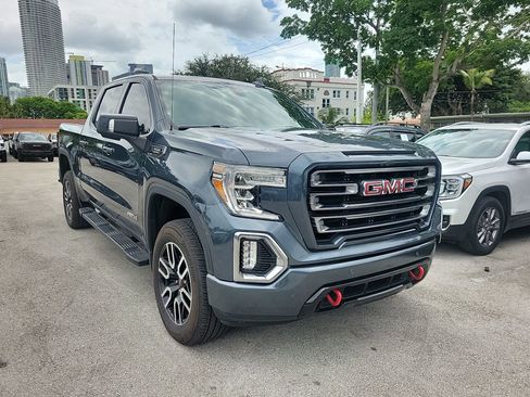 Used 2020 GMC Sierra 1500 AT4 w/ AT4 Premium Package AWD/4WD image 4
