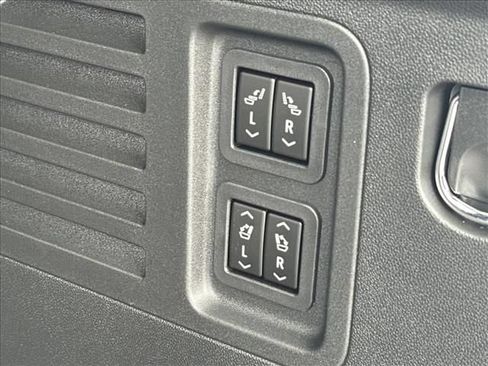 New 2026 Buick Enclave Preferred w/ Power Package FWD image 12