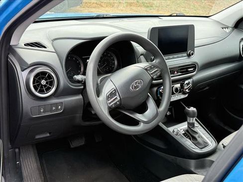 Used 2022 Hyundai Kona SEL image 7