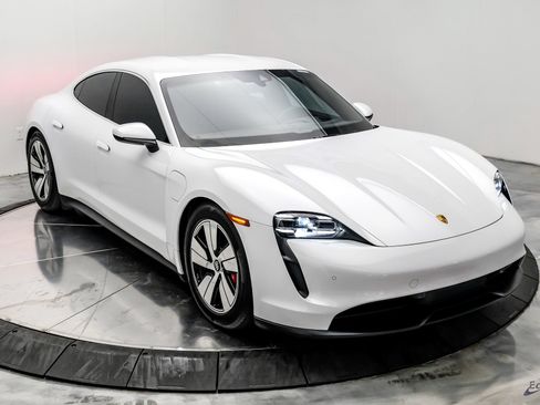 Used 2023 Porsche Taycan 4S AWD/4WD image 23