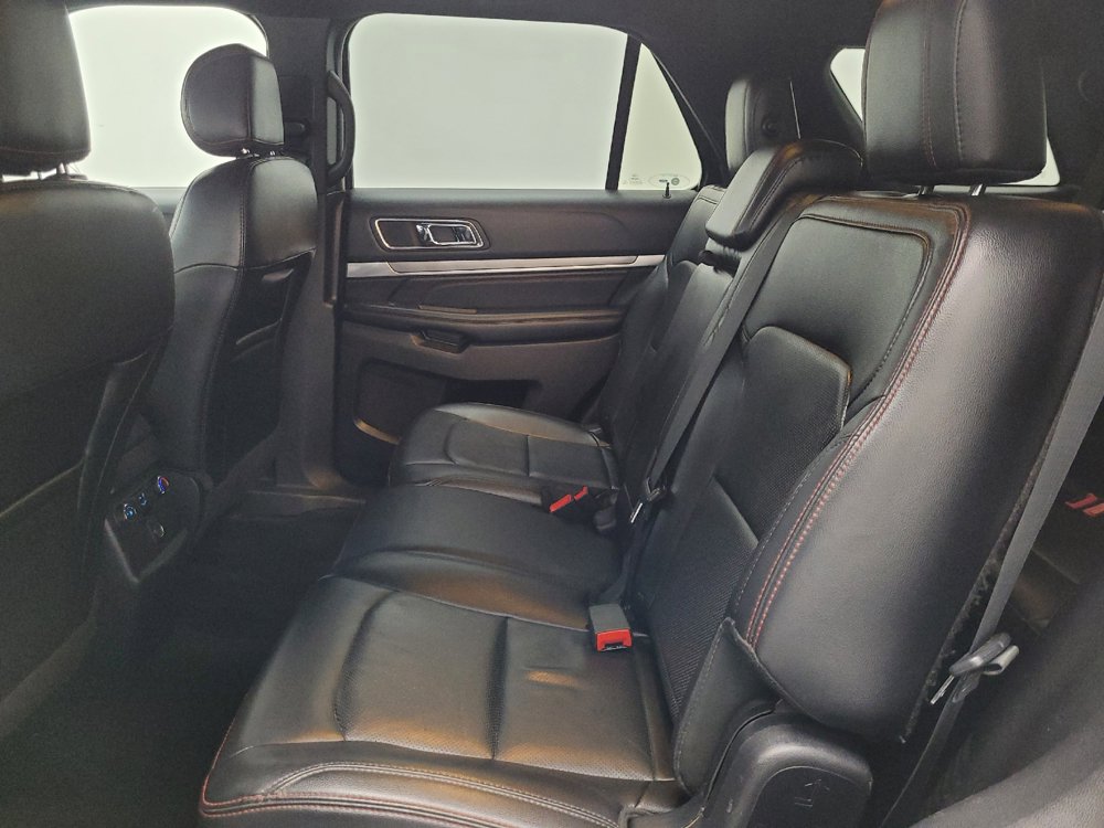 Used 2017 Ford Explorer Sport AWD/4WD image 18