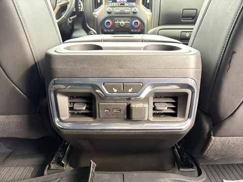 Used 2021 Chevrolet Silverado 1500 High Country w/ Technology Package AWD/4WD image 19