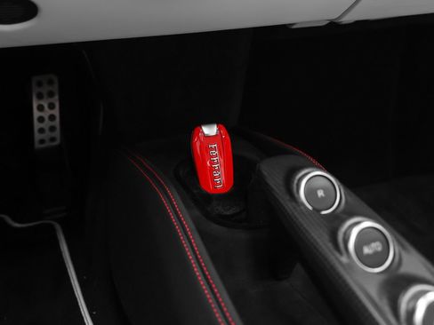Used 2022 Ferrari F8 Tributo RWD image 76