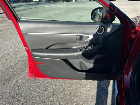 Used 2025 Hyundai Sonata SEL image 10