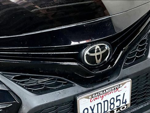 Used 2023 Toyota Camry SE image 31
