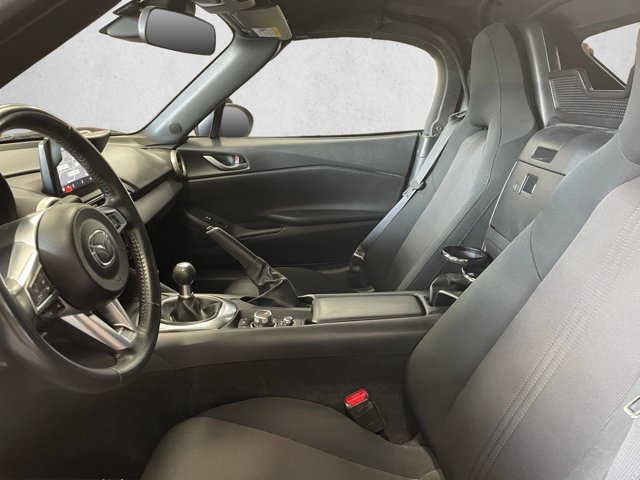 Used 2020 MAZDA MX-5 Miata Sport RWD image 8