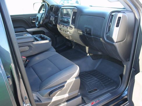 Used 2018 Chevrolet Silverado 1500 LT w/ All Star Edition image 12