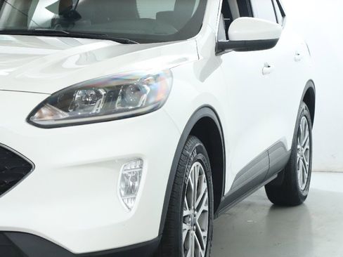 Used 2022 Ford Escape SEL image 5