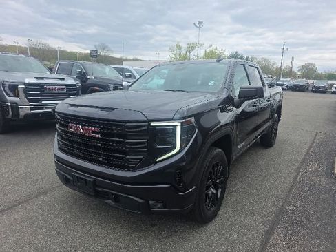 Used 2022 GMC Sierra 1500 Elevation AWD/4WD image 3