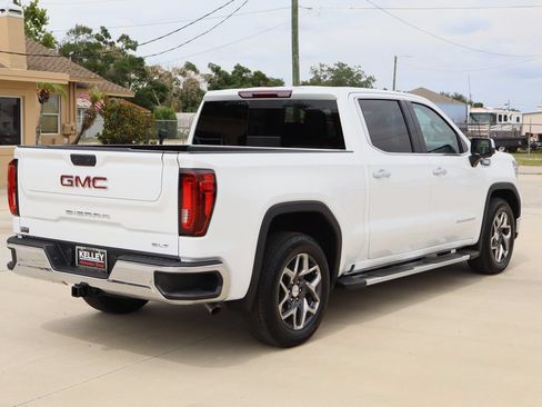 Used 2023 GMC Sierra 1500 SLT w/ SLT Convenience Package RWD image 9