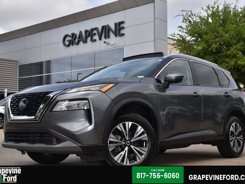 Used 2021 Nissan Rogue SV w/ Premium Package image 1