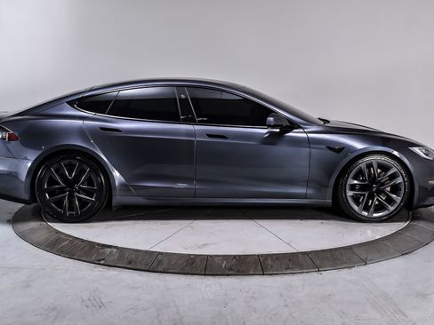Used 2021 Tesla Model S Plaid AWD/4WD image 7