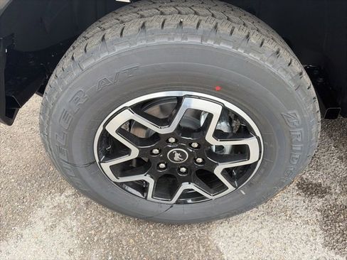 New 2025 Ford Bronco Outer Banks image 10