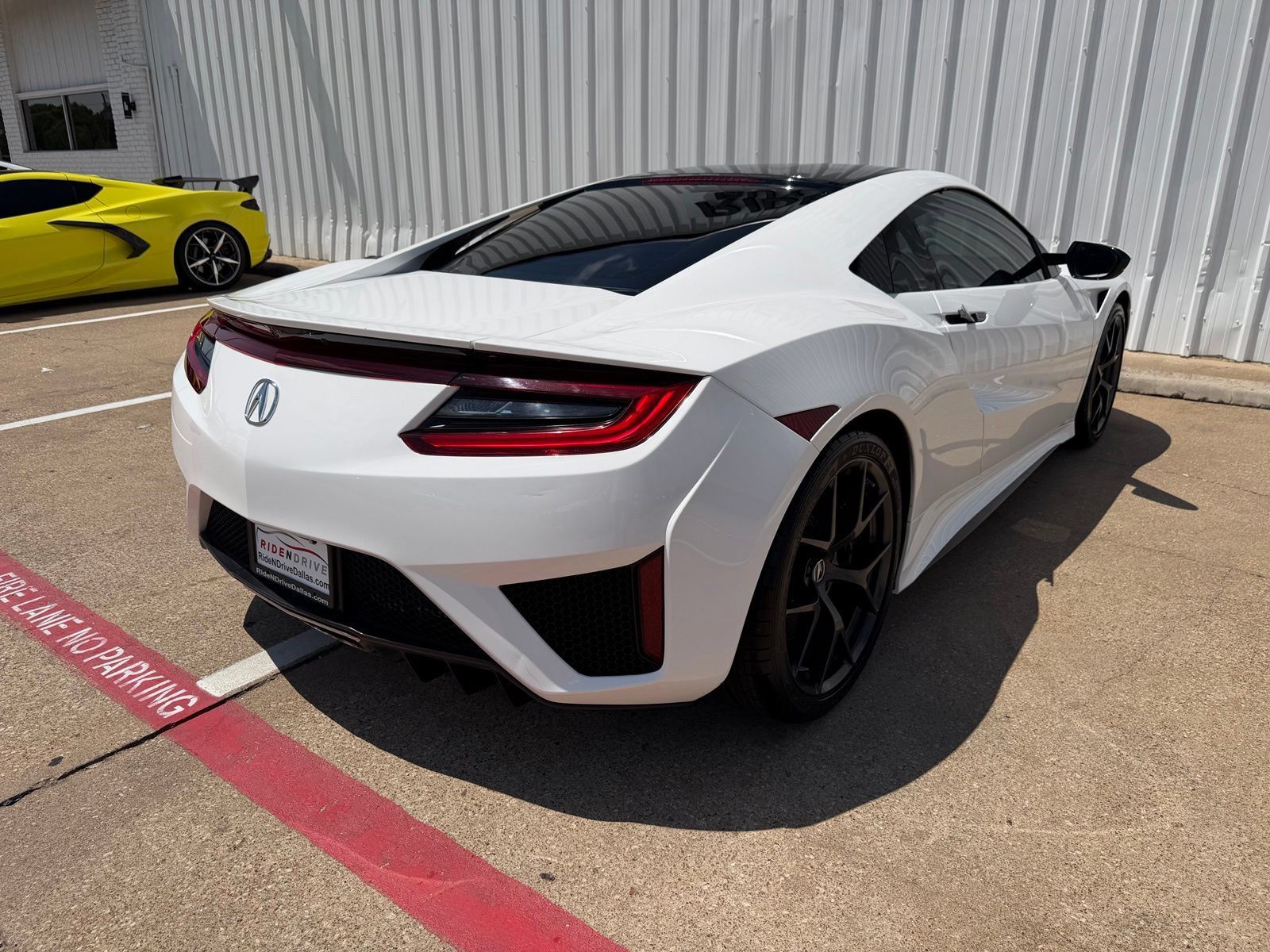 Used 2017 Acura NSX AWD/4WD image 7