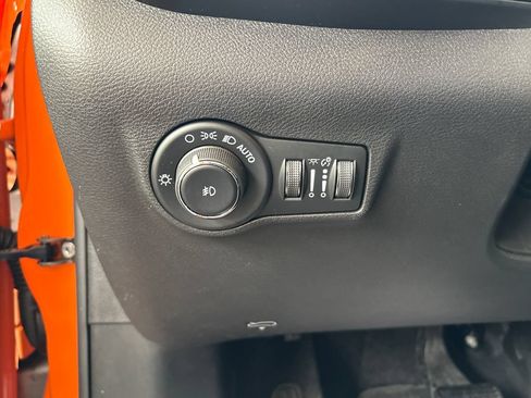Used 2026 Jeep Compass Latitude AWD/4WD image 52