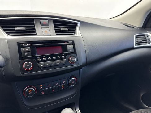 Used 2017 Nissan Sentra S image 16