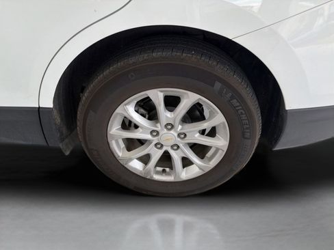 Used 2020 Chevrolet Equinox LS w/ LS Convenience Package image 31