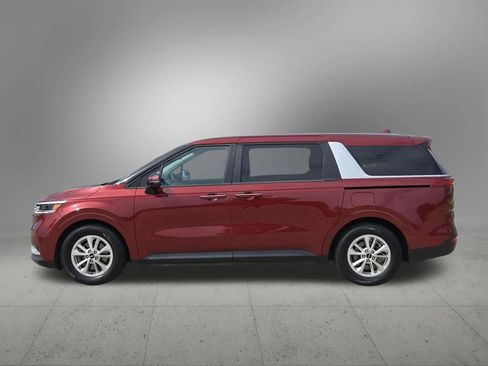 Used 2022 Kia Carnival LX FWD image 3