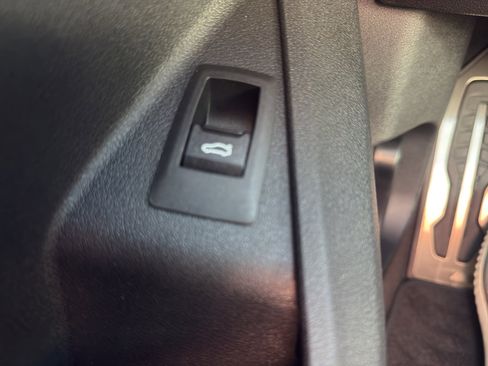 Used 2025 BMW M235i xDrive w/ Premium Package image 21