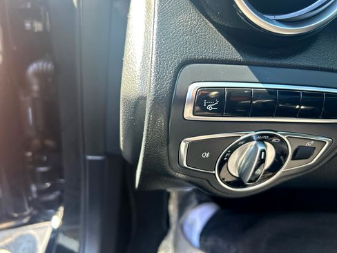 Used 2015 Mercedes-Benz C 300 4MATIC Sedan image 22