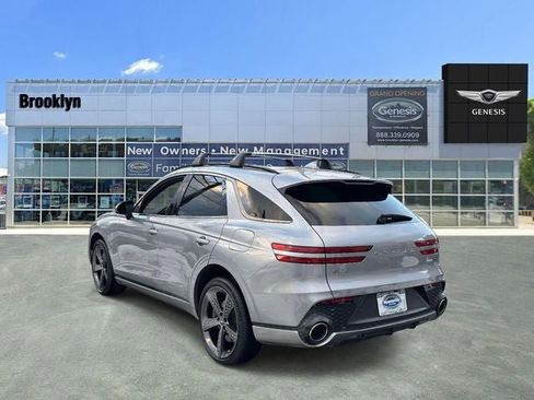 Used 2023 Genesis GV70 3.5T Sport w/ Sport Prestige Package image 7