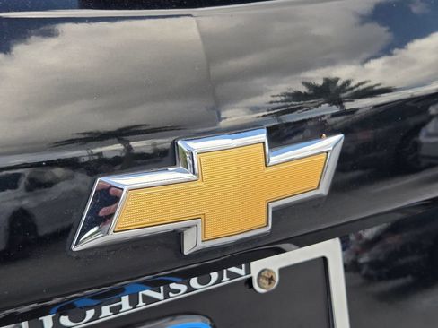 Used 2019 Chevrolet Equinox LS FWD image 15