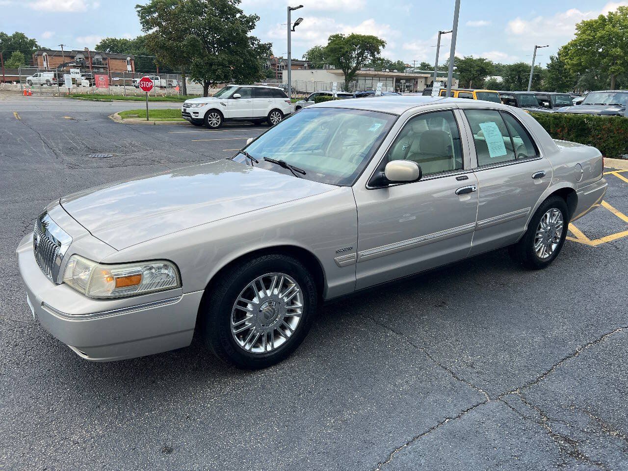 Used 2010 Mercury Grand Marquis LS RWD image 6