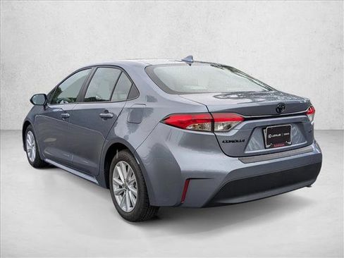 Used 2026 Toyota Corolla LE image 10