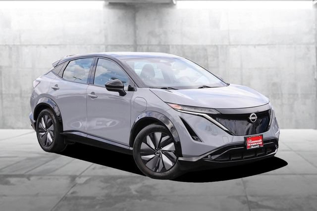 Used 2024 Nissan Ariya AWD image 2