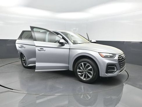 Used 2021 Audi Q5 2.0T Premium w/ Convenience Package AWD/4WD image 42