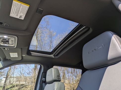 New 2026 GMC Sierra 1500 AT4 w/ AT4 Premium Package AWD/4WD image 14