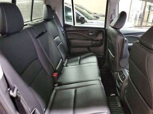 Certified 2023 Honda Ridgeline RTL image 13