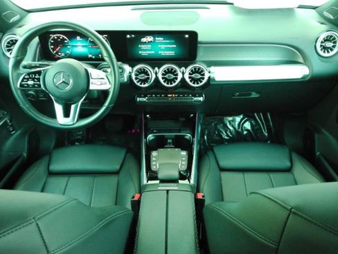 Used 2023 Mercedes-Benz EQB 300 4MATIC w/ Pinnacle Package image 3